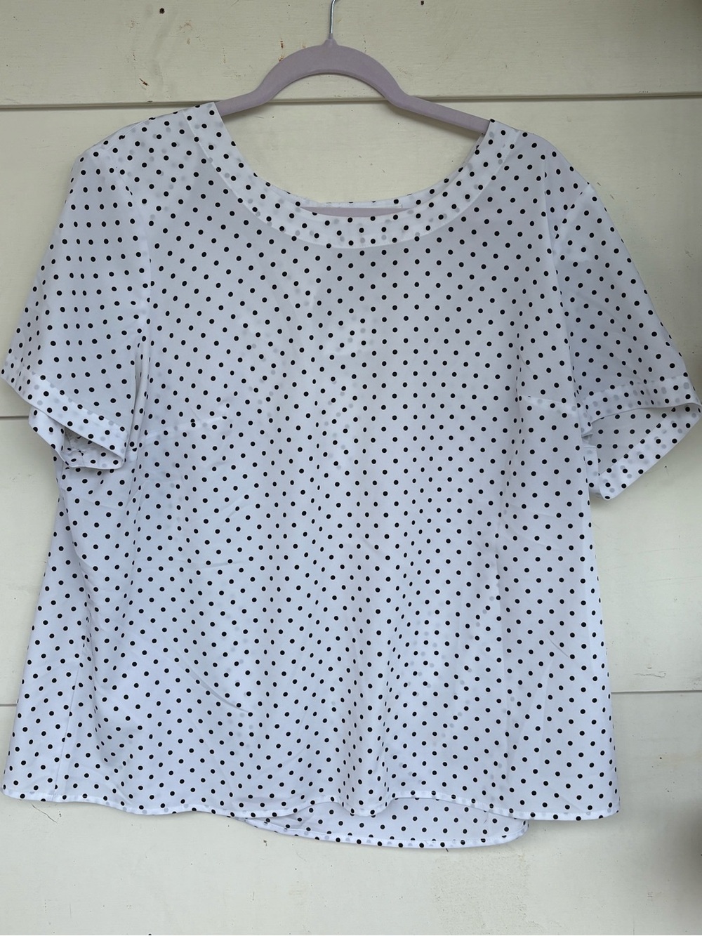 Liz Baker White Short Sleeve Top with Black Polka Dots - Picture 1 of 5